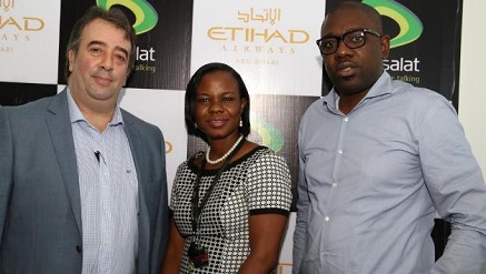 (L-R): Angelone Francesco, Chief Marketing Officer, Etisalat Nigeria; Folasade Akinboro, Marketing Manager, Etihad Airways, and Oluwole Rawa, Director, Consumer Segment, Etisalat Nigeria, at the launch of Etisalat/Etihad Airways High Flyer Reward, held at Oriental Hotel, Lekki, Lagos yesterday.